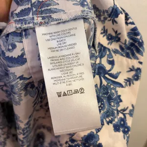 Anthropologie Somerset Maxi Dress XS Blue White Floral Tiered Smocked Waist thumbnail 9