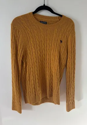 Vintage Y2K Abercrombie & Fitch Cable Knit Sweater Size‎ Small thumbnail 1