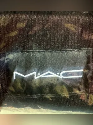M·A·C Cosmetics Black Logo Knit Beanie Hat New OS thumbnail 3