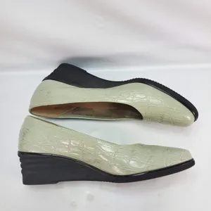 Salvatore Ferragamo Wedge‎ Pumps Sz 7.5 B Sage Green Croc Embossed Leather Italy thumbnail 6