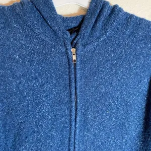 BCBG MaxAzria Hoodie Cardigan Sweater‎ thumbnail 5