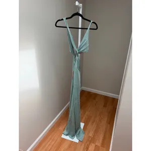 NEW Meshki Gracelyn Twisted Metallic Knot Maxi Dress Aqua Blue Size Small thumbnail 7