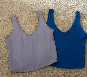 Hollister tank tops thumbnail 1