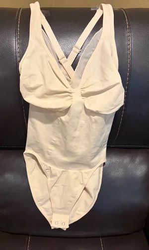 Women’s Shapewear One-Piece Bodysuit with Adjustable Straps XL thumbnail 1