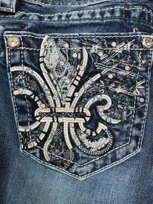 Miss Me Standard Boot Cut Jeans With Embellished Pockets Size 27 thumbnail 4