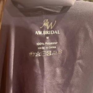 AW bridal purple robe Size M thumbnail 6