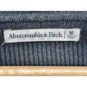 Abercrombie & Fitch Black Knit Long Sleeve Crop Top Blouse Sweater Womens Size M thumbnail 3