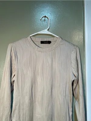 Zesica Women's Size Small Long Sleeve Top Crewneck Beige Ribbed Textured Stretch thumbnail 4