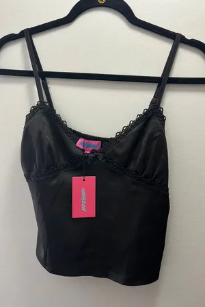Edikted Top Black thumbnail 1