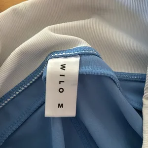 WILO blue Leggings EUC Blue Size M thumbnail 4