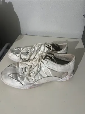 Nfinity Women’s Evolution Cheer Shoes Size 9 White thumbnail 3