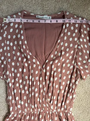 Abercrombie & Fitch Mauve Pink Polka Dot Faux Wrap Mini Dress. Size Medium thumbnail 7