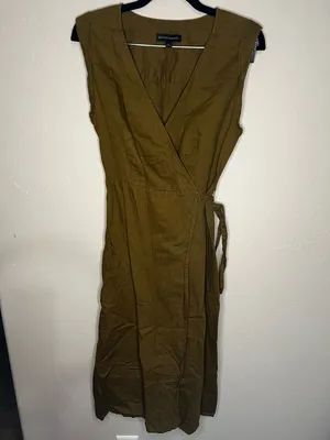 Banana Republic Linen Blend Olive Green Cap‎ Sleeve Wrap Dress thumbnail 2