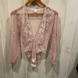 Cute sexy pink blush lace mesh bodysuit deep v-neck Victoria’s Secret festival thumbnail 6