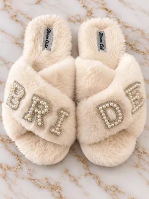 Bride Fuzzy Pearl Rhinestone Slippers – Cream – Size M 7/8 thumbnail 3