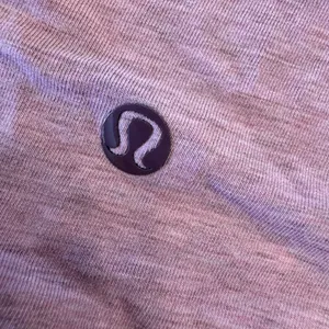 Lululemon Classic Scoop Neck Women's Top - Lavender size 10 thumbnail 3