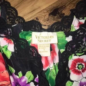 Vs pink floral slip vintage thumbnail 7
