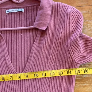 Abercrombie & Fitch Ribbed Pink Collared Bodycon V-neck Mini Dress Size MT thumbnail 4