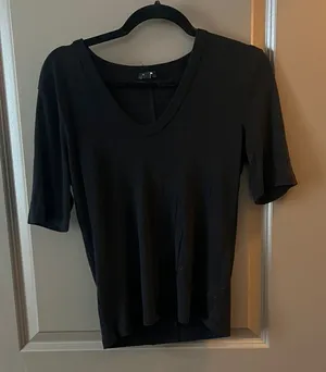 Express Classic Black Long Sleeve Tee thumbnail 1
