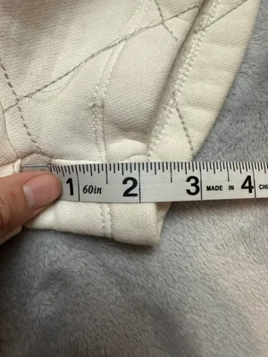 Nike Sportswear Club Fleece Quilted Short Embroidered Pale Ivory Apricot Women S thumbnail 10