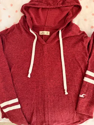 Hollister Sweater thumbnail 1