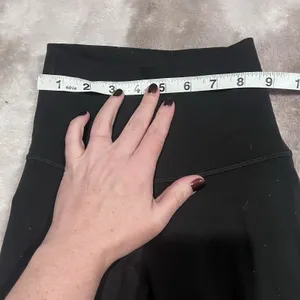 Lululemon Align Crop 21” Black Size 0 High Rise Yoga Leggings thumbnail 4
