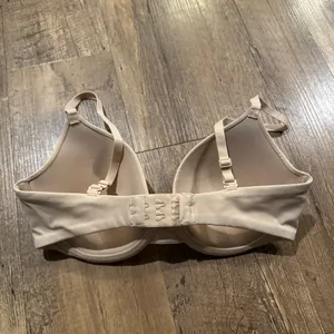 Nwot Skims Fits Everybody T-Shirt Bra 32d thumbnail 3