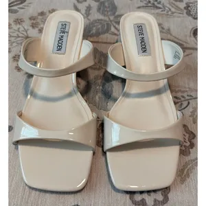 Steve Madden Astrah White Patent Block Heel Sandals Size 7 thumbnail 2