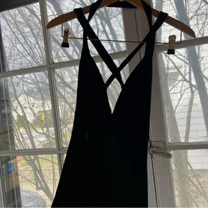 Elegant Black Strappy Dress thumbnail 3