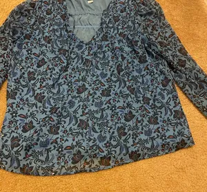 Floral Blue Old navy Women's Top thumbnail 1