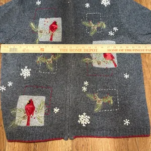 Croft & Barrow Embroidered Christmas Cardinal Sweater Womens XL Wool Angora Gray thumbnail 5
