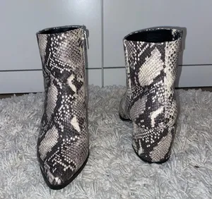 Madden Girl Snake Skin Booties thumbnail 2