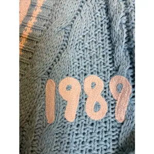 Taylor Swift Women’s 1989 Cardigan Light Blue Knit Sweater Embroidered M/L thumbnail 2