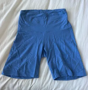 Aritzia Life TNA Biker Shorts thumbnail 1