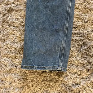 Abercrombie Ultra High Rise 90s Straight Jean thumbnail 9