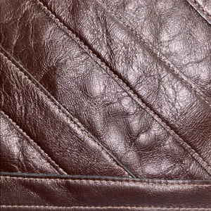 Source Unknown BROWN LEATHER VINTAGE HAND BAG DESIGN ON ONE SIDE ZIP MIDDLE POCKET INSIDE thumbnail 2