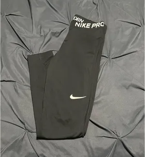 Nike Pro Leggings thumbnail 1