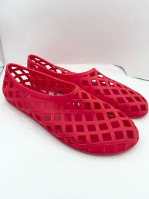 Nicole Miller jelly matte waterproof lightweight red sandals women’s Size 9 thumbnail 3