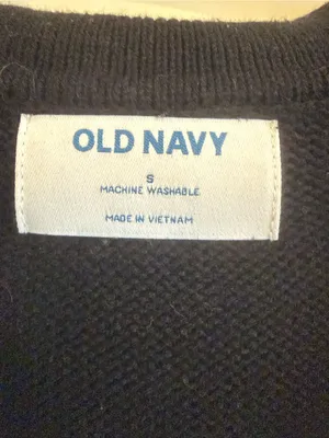 Old Navy Black & White Striped V-Neck Sweater thumbnail 3