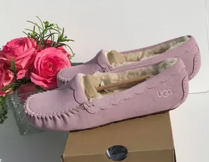 UGG Scalloped Moc thumbnail 2
