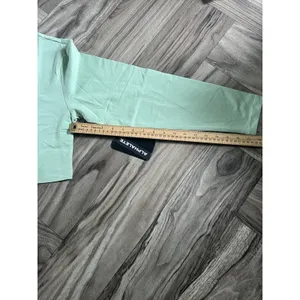 Alphalete Women’s Dynasty Long Sleeve Crop Tee - Pistachio, Size Small thumbnail 7