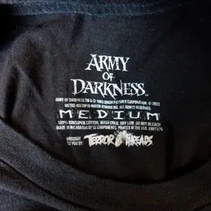 Army of Darkness T-Shirt Women M Black Graphic Ash Evil Dead Movie Horror thumbnail 5