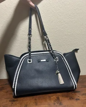 Jessica Simpson Black Pebbled Tote Shoulder Bag Silver Chain Zip Tassel Charm thumbnail 1