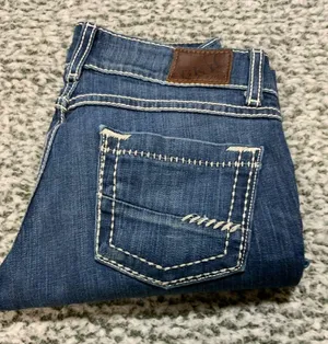 Buckle Starlite Cropped Jeans thumbnail 1