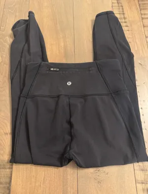 Lululemon Size 4 Black Leggings Ruched Bottom thumbnail 3