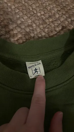 Green Sweatshirt Size L thumbnail 2