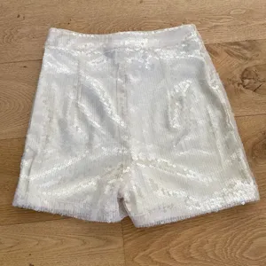 More To Come - Sequin High Waist Shorts in Ivory White thumbnail 4