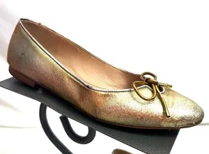 Stuart Weitzman Metallic Gold Ballet Flats Leather Size 7.5 thumbnail 1