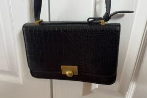 Boutique purse thumbnail 1