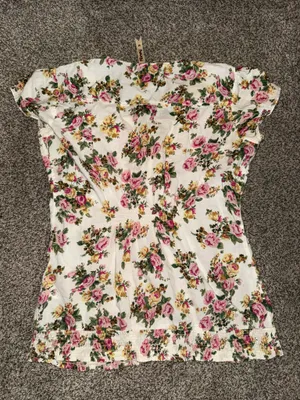 Honey Floral Lace-Trimmed Button-Up Top, Size Medium thumbnail 5